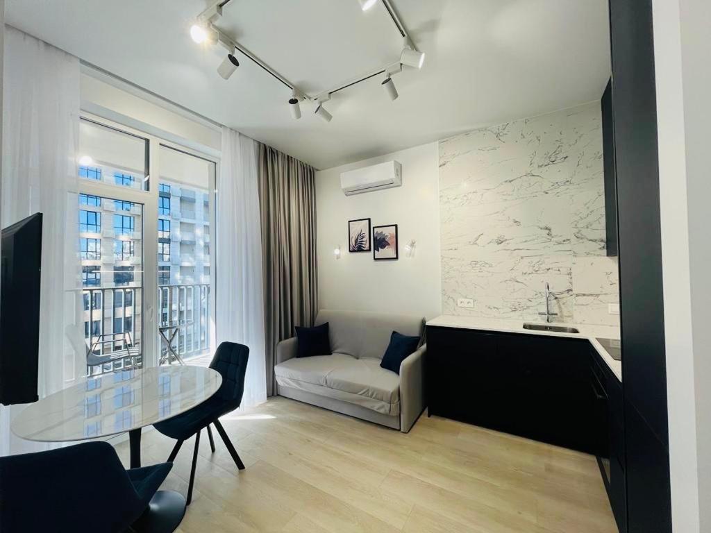 Modern Apartment In The Old Town Kiev Exteriör bild